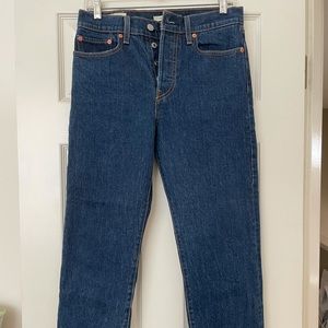 Levi Wedgie straight leg jeans